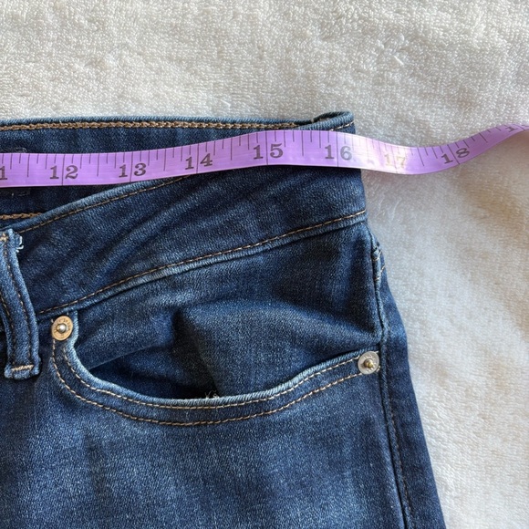 Lucky Brand The Bermuda Dark Blue Jean Shorts - 90s Y2K - Picture 12 of 17